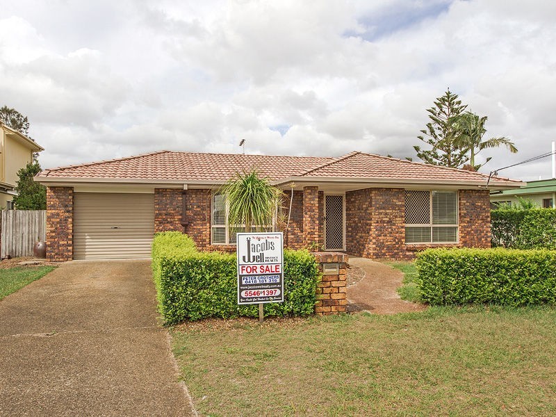 15 Esplanade, Jacobs Well QLD 4208