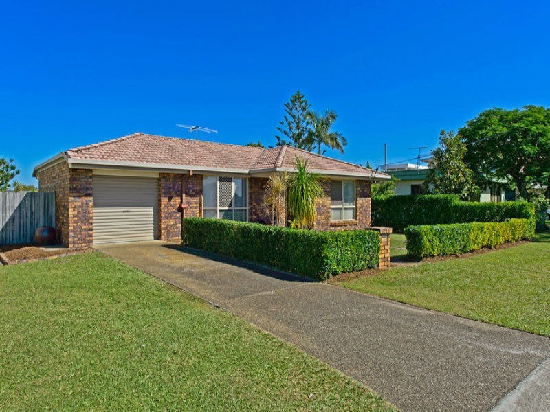 15 Esplanade, Jacobs Well QLD 4208
