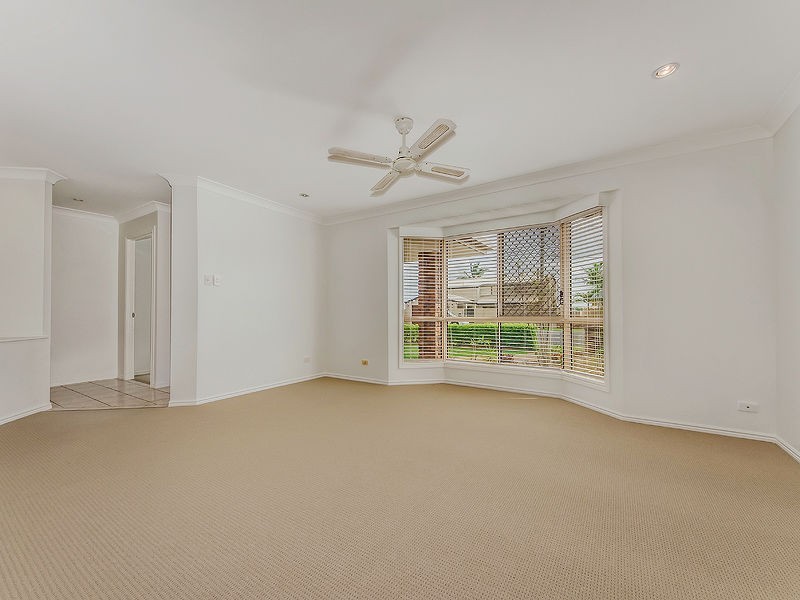 15 Esplanade, Jacobs Well QLD 4208