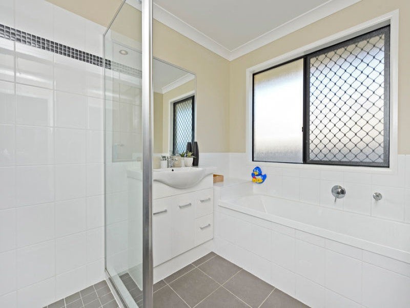 38 Bangalow Drive, Steiglitz QLD 4207