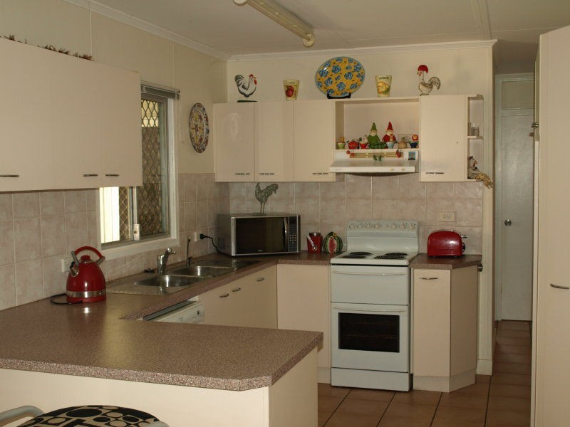 39 Karen Street, Jacobs Well QLD 4208