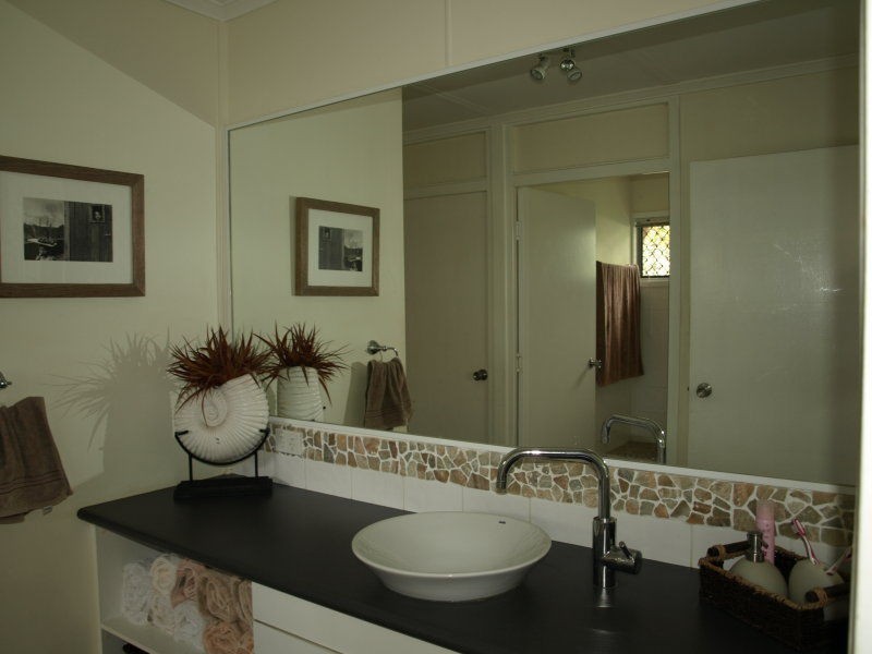 39 Karen Street, Jacobs Well QLD 4208