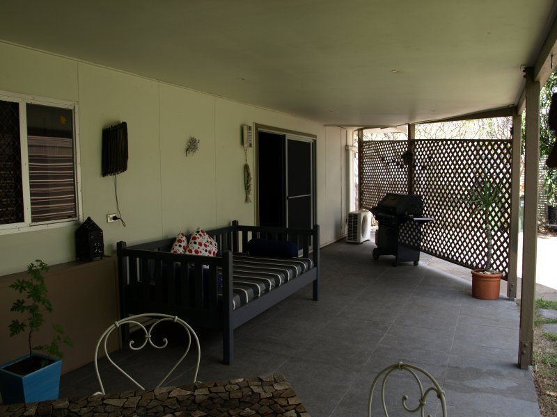 39 Karen Street, Jacobs Well QLD 4208