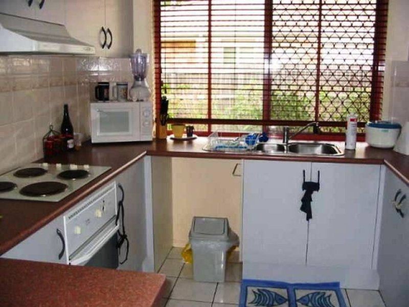 7 Samuel Court, Jacobs Well QLD 4208