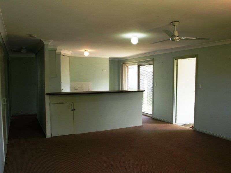 92 Herses Road, Eagleby QLD 4207