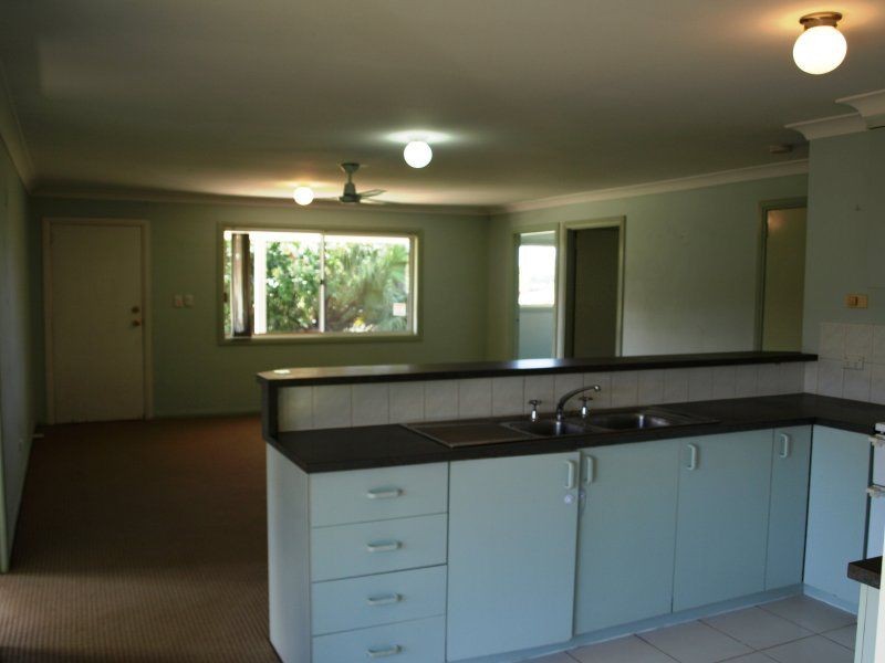 92 Herses Road, Eagleby QLD 4207