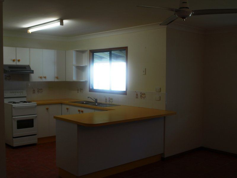 7 Seaview Street, Jacobs Well QLD 4208