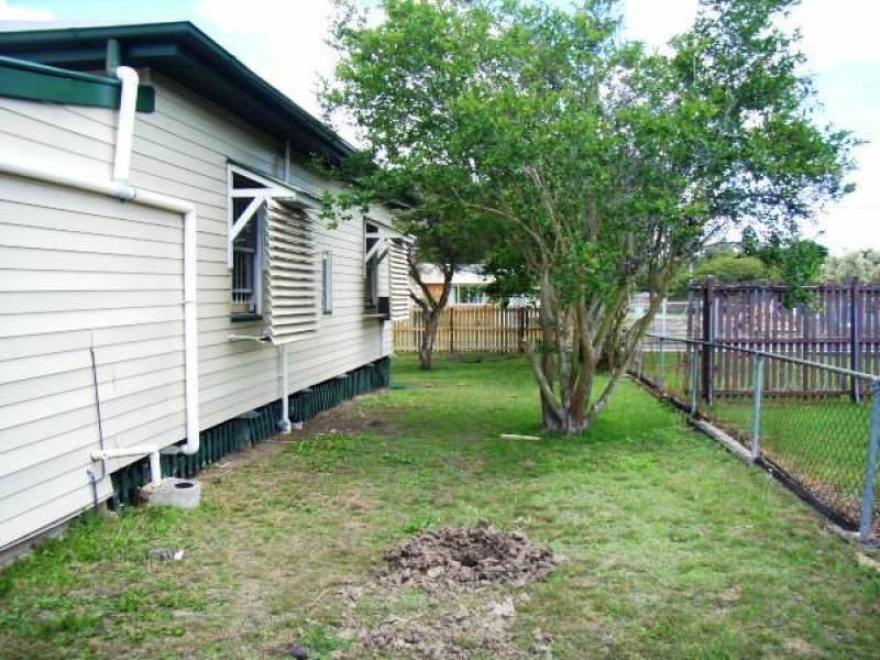 34 Clifton Street, Booval, Booval QLD 4304