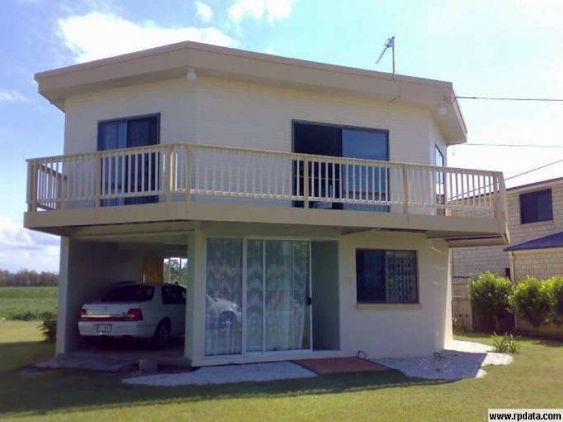 11 Esplanade, Jacobs Well QLD 4208