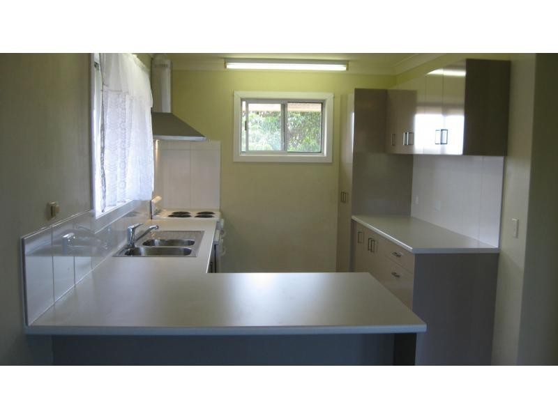 15 Warana Avenue, Steiglitz QLD 4207