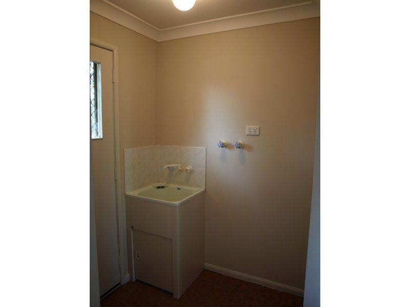 12 Billabong Court, Regents Park QLD 4118