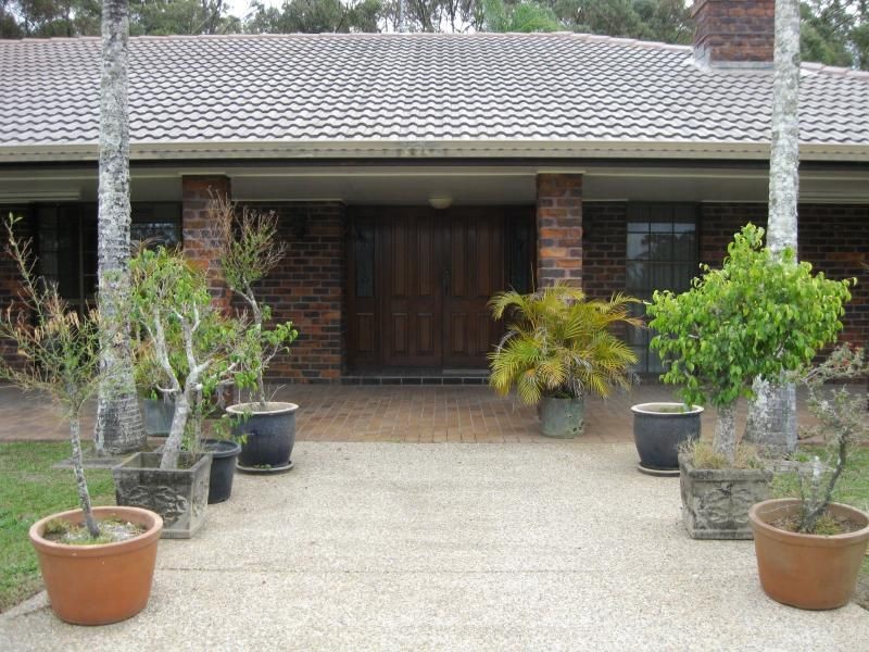 42 Quinns Hill Road East, Stapylton QLD 4207