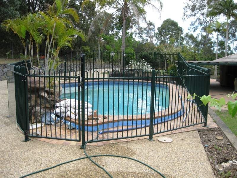 42 Quinns Hill Road East, Stapylton QLD 4207