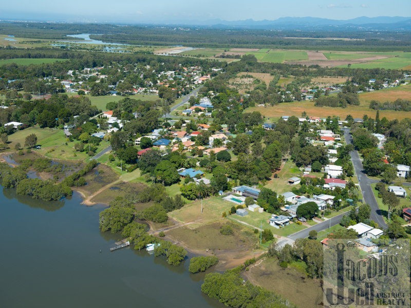 11 Seaview Avenue, Jacobs Well QLD 4208