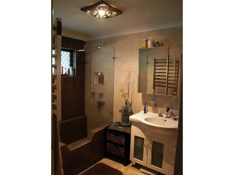 3 Glendevon Crescent, Mount Warren Park QLD 4207