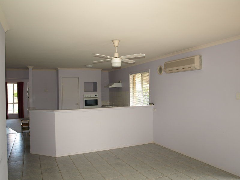 45 Warana Avenue, Steiglitz QLD 4207