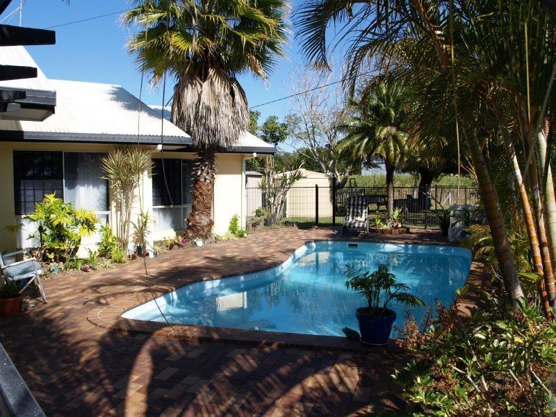 5 Esplanade Street, Jacobs Well QLD 4208