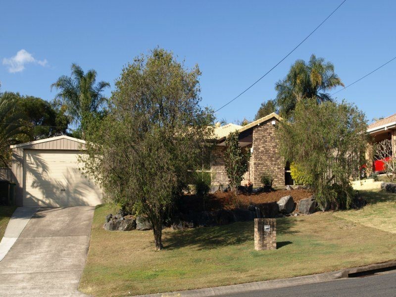 32 Black Diamond Crescent, Edens Landing QLD 4207