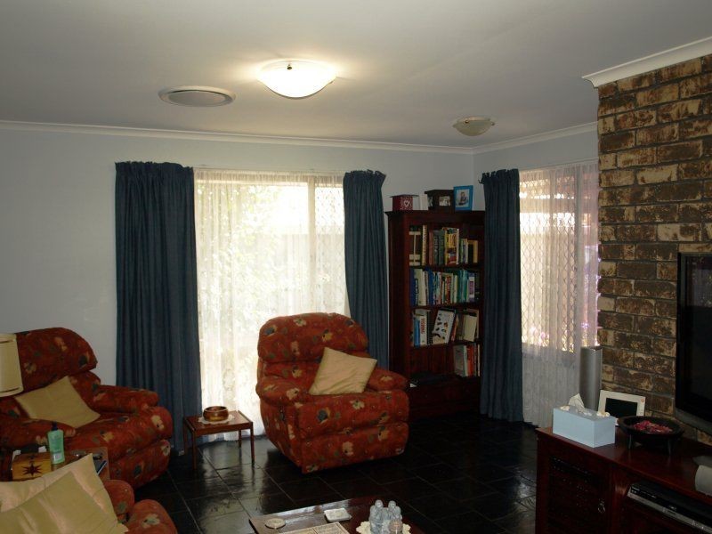 32 Black Diamond Crescent, Edens Landing QLD 4207