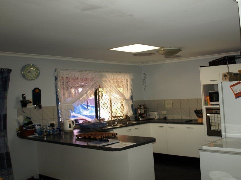 32 Black Diamond Crescent, Edens Landing QLD 4207