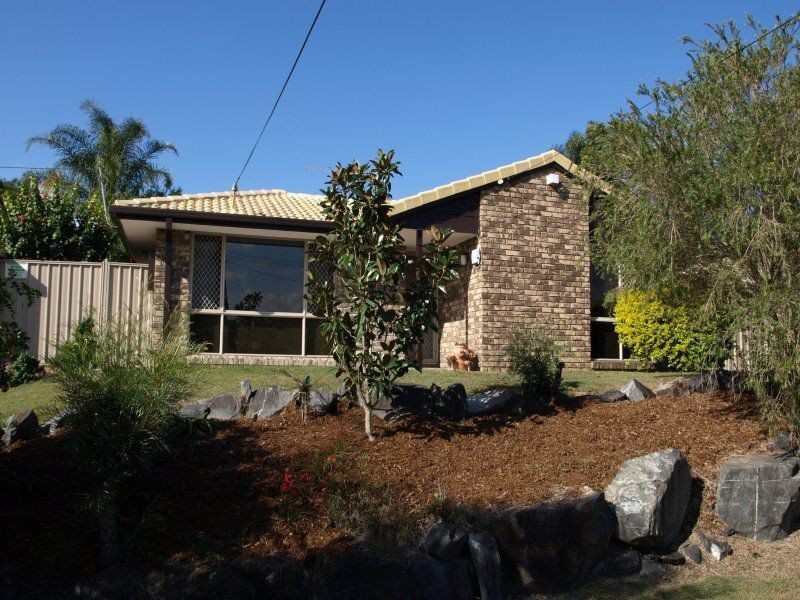 32 Black Diamond Crescent, Edens Landing QLD 4207