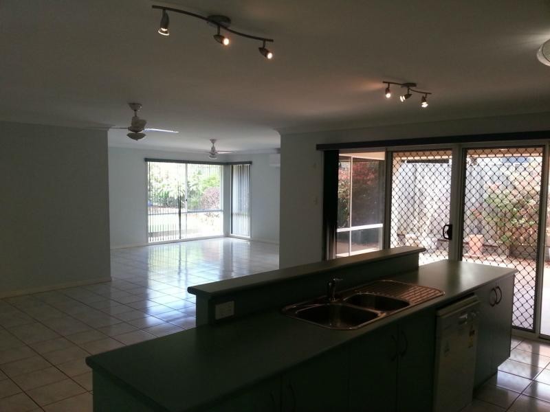 11 Lilyvale Crescent, Ormeau QLD 4208