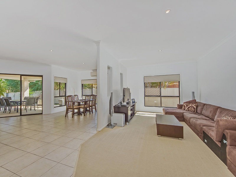 32 Osprey Drive, Jacobs Well QLD 4208