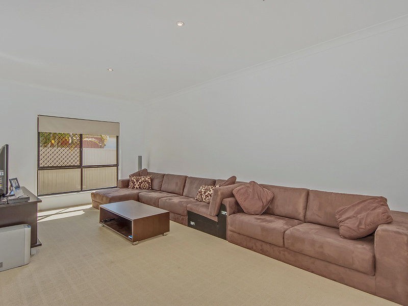 32 Osprey Drive, Jacobs Well QLD 4208