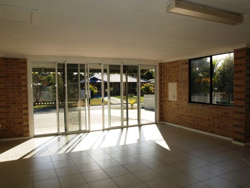 1 Thomas Court, Jacobs Well QLD 4208