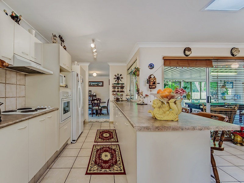 9 Samuel Court, Jacobs Well QLD 4208