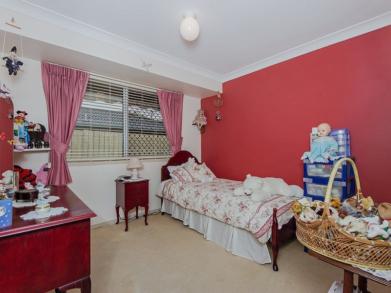 9 Samuel Court, Jacobs Well QLD 4208