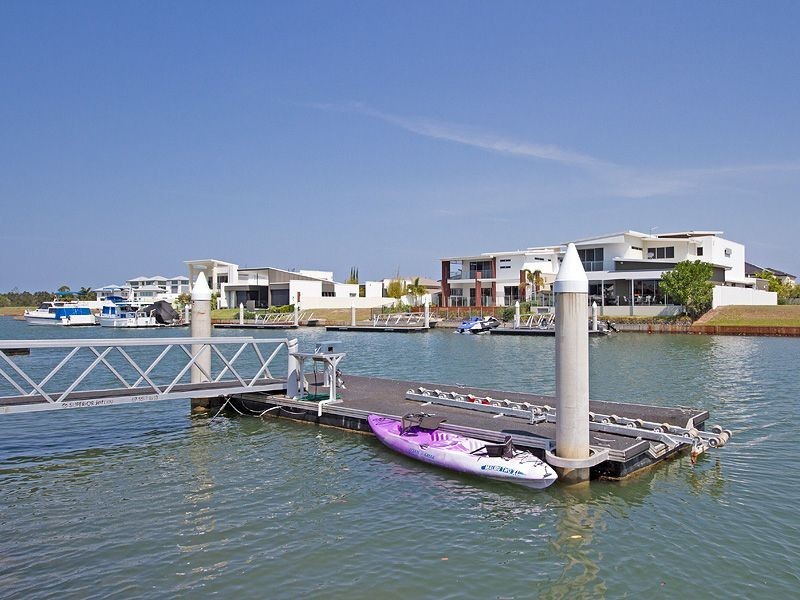21 Marina Parade, Calypso Bay, Jacobs Well QLD 4208