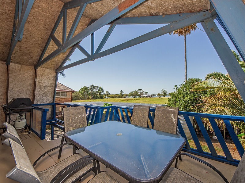 4 Seabrae Street, Steiglitz QLD 4207