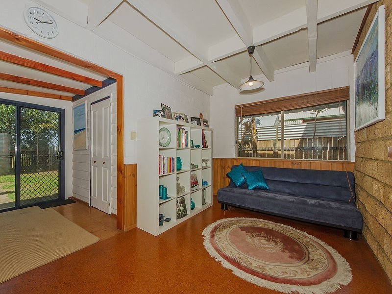 4 Seabrae Street, Steiglitz QLD 4207