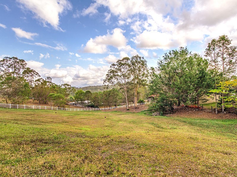28 Baileys Road, Tallai QLD 4213