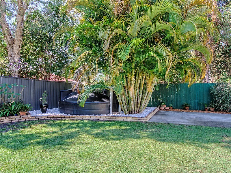 9 PELICAN Parade, Jacobs Well QLD 4208