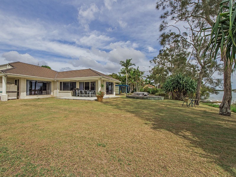 5 Adrian Court, Jacobs Well QLD 4208