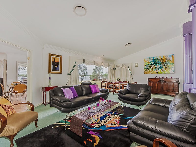 5 Adrian Court, Jacobs Well QLD 4208
