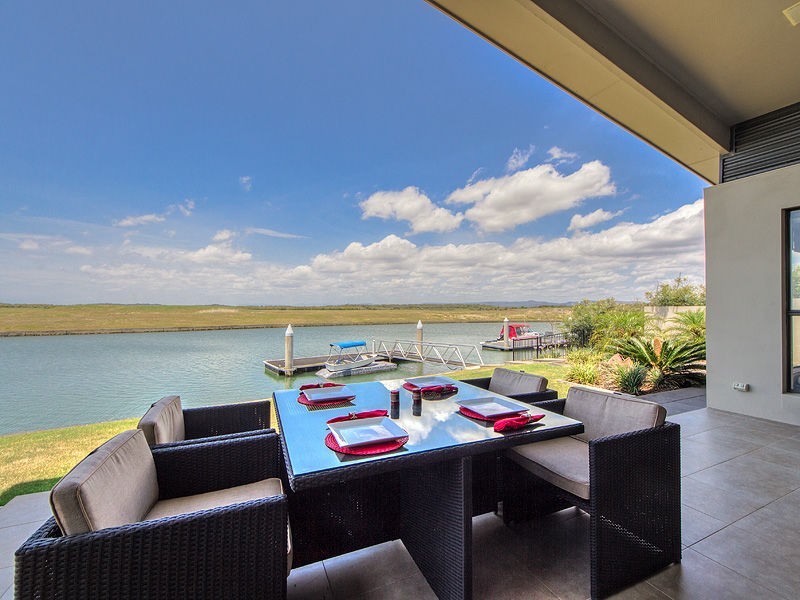 1 Windward Place, Jacobs Well QLD 4208