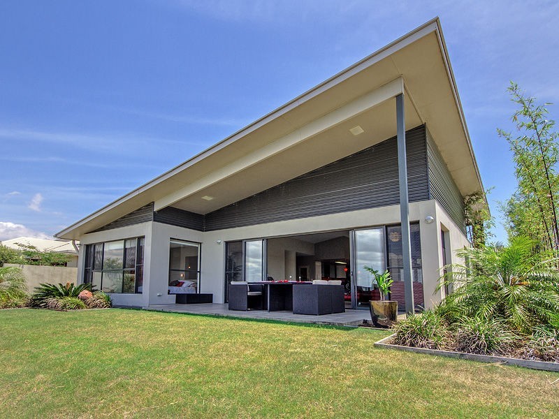 1 Windward Place, Jacobs Well QLD 4208