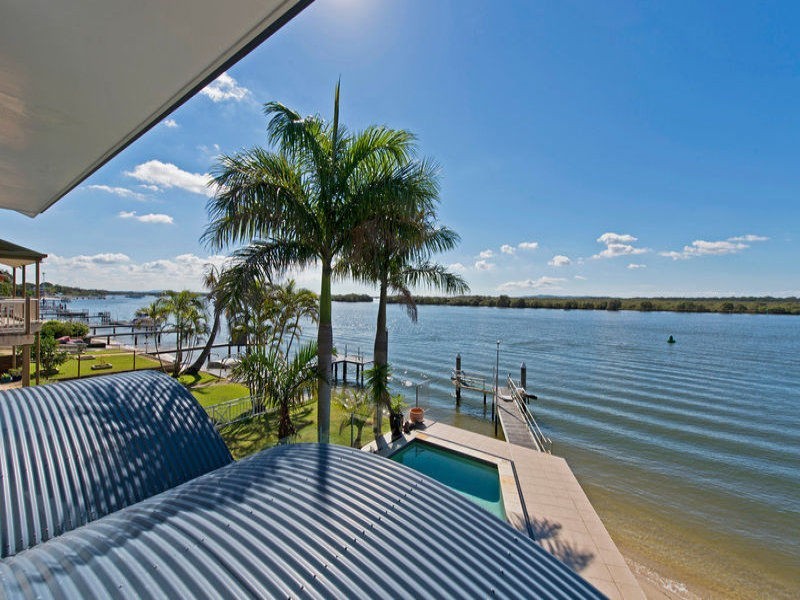 36 Esplanade, Jacobs Well QLD 4208