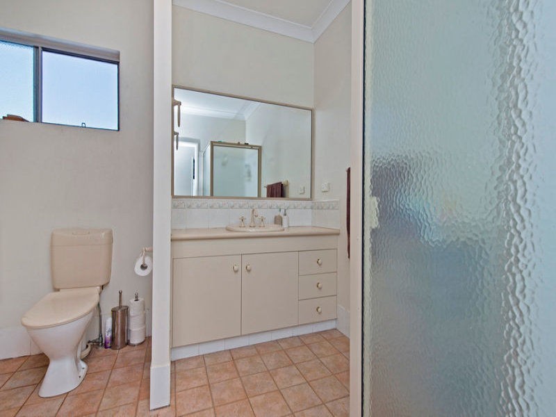 36 Esplanade, Jacobs Well QLD 4208