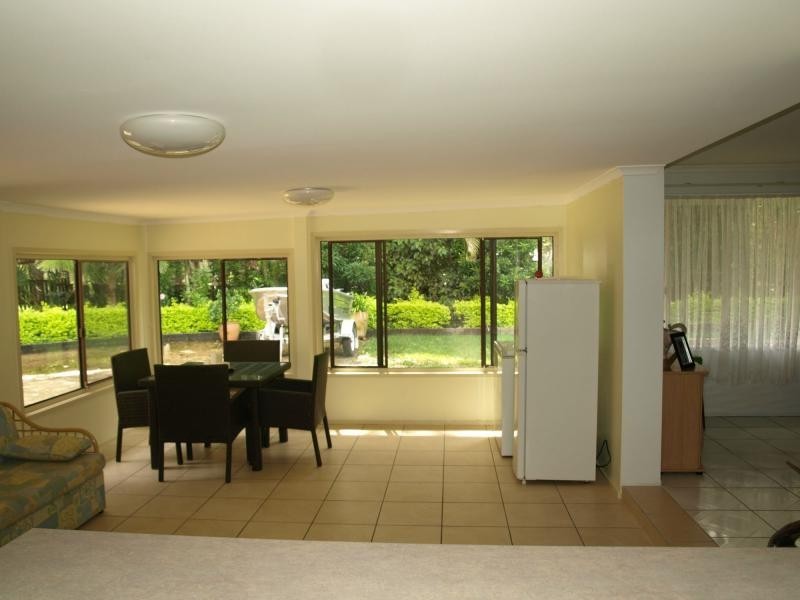 11 Banka Avenue, Jacobs Well QLD 4208