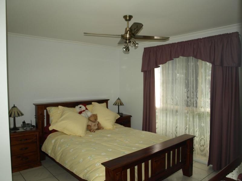 11 Banka Avenue, Jacobs Well QLD 4208
