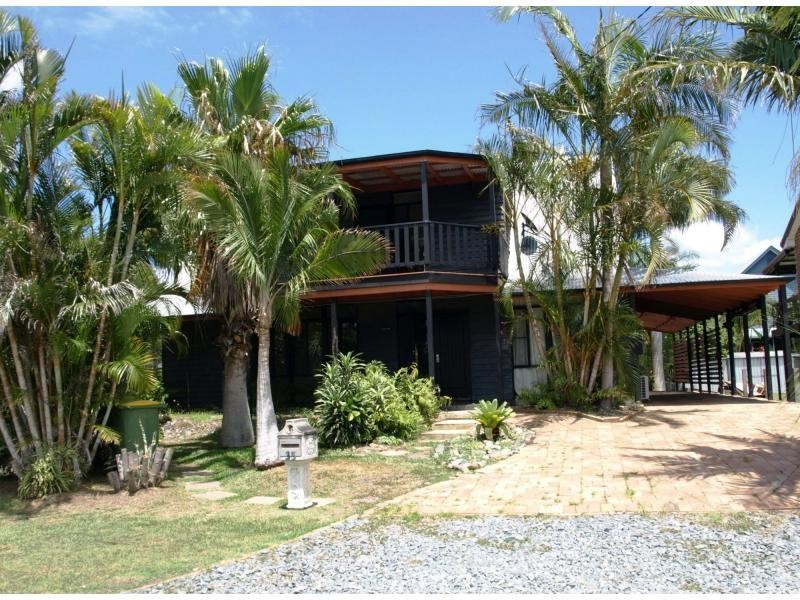 35 Warana Avenue, Steiglitz QLD 4207