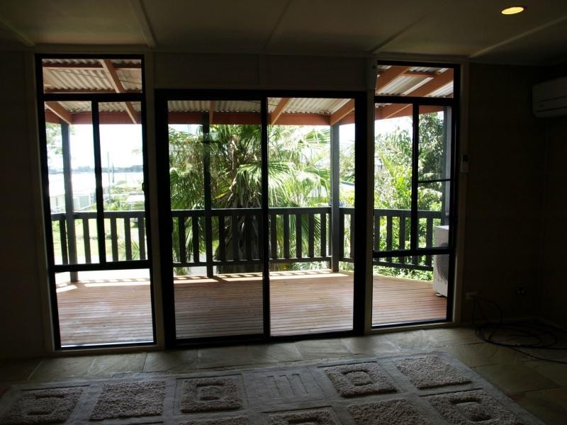 35 Warana Avenue, Steiglitz QLD 4207