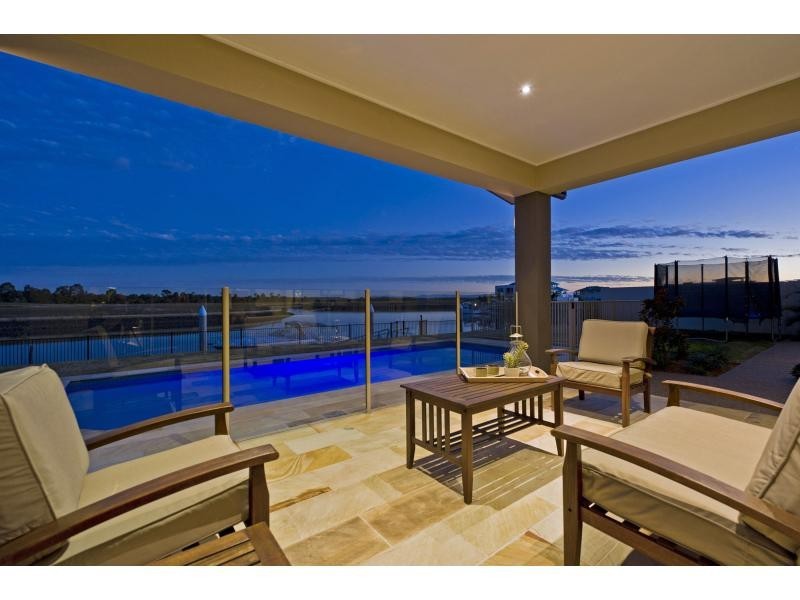 43 Marina Parade, Jacobs Well QLD 4208