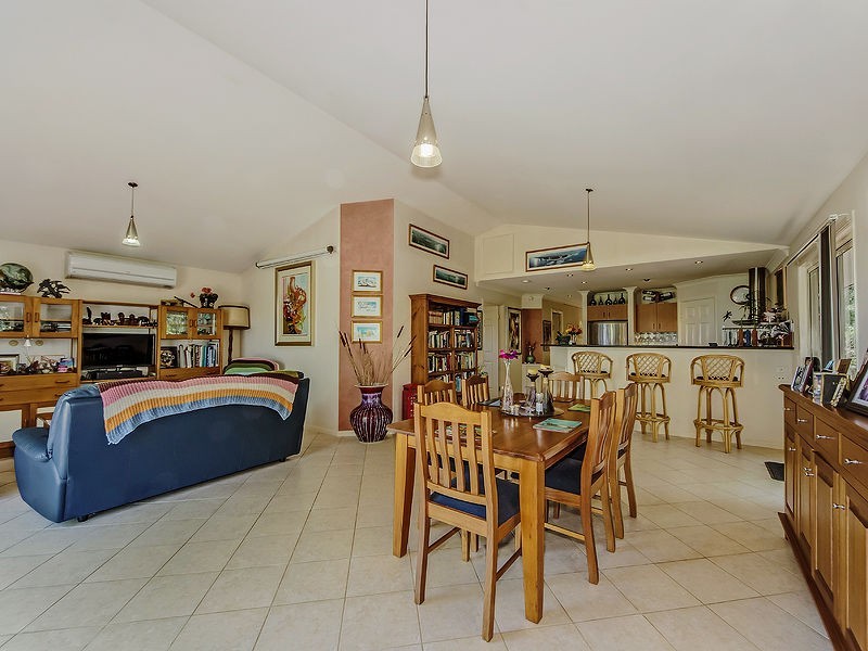 27 Cormorant Crescent, Jacobs Well QLD 4208