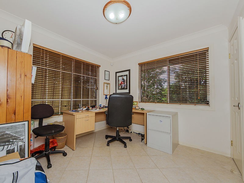 27 Cormorant Crescent, Jacobs Well QLD 4208