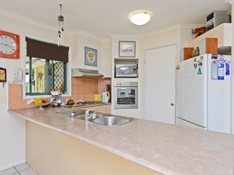 27 Bangalow, Steiglitz QLD 4207